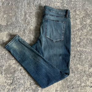 a.n.a mid-Rise begging jeans size 14